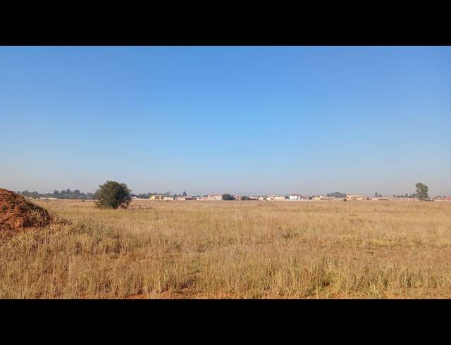 8,908M² VACANT LAND FOR SALE IN UNITAS PARK